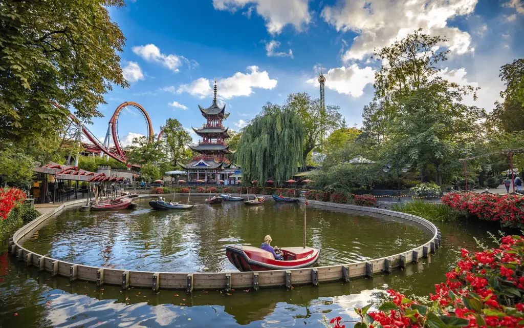 BesTripTips - Top 3 Theme Parks in Europe - Tivoli Gardens - Copenhagen, Denmark